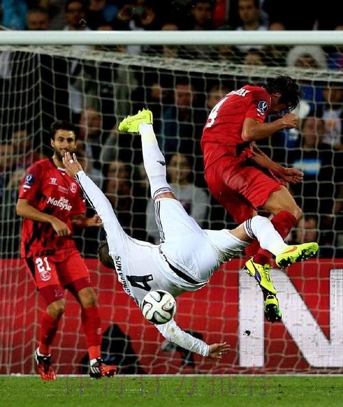 拉莫斯大概率将缺席对阵皇马的欧冠首回合比赛 拉莫斯大概率将缺席对阵皇马的欧冠首回合比赛